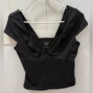 Trendy Queen Black Top